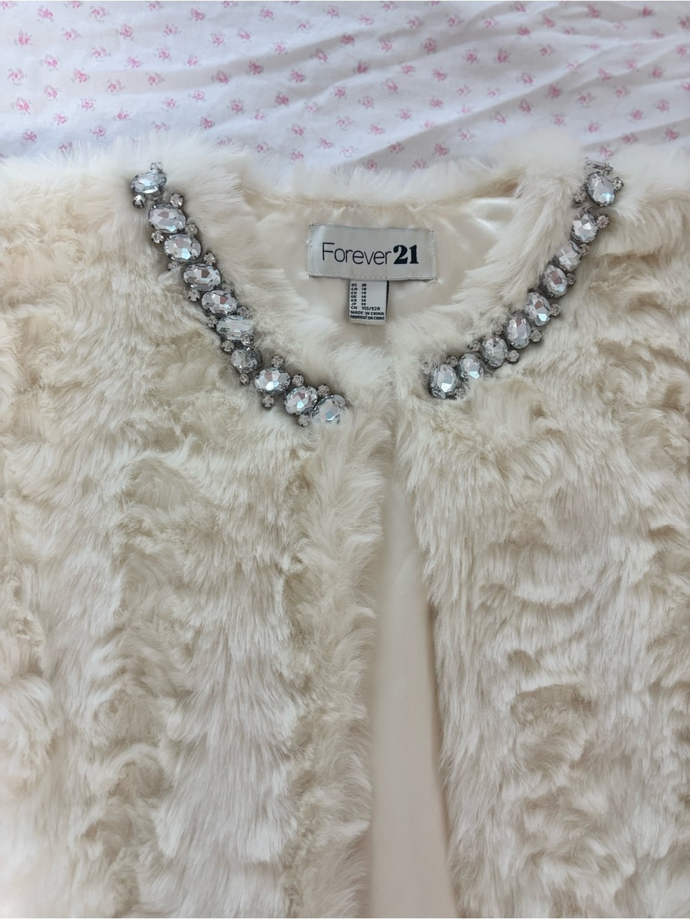 vintage forever 21 faux fur bolero - Picture 3 of 4